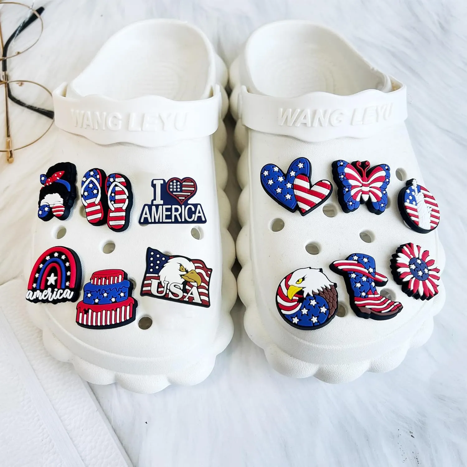 Fashion Shoe Decoration Charms Cute Sweet Shoe Charms for Shoe Wristband PVC Shoe Charm Accessories